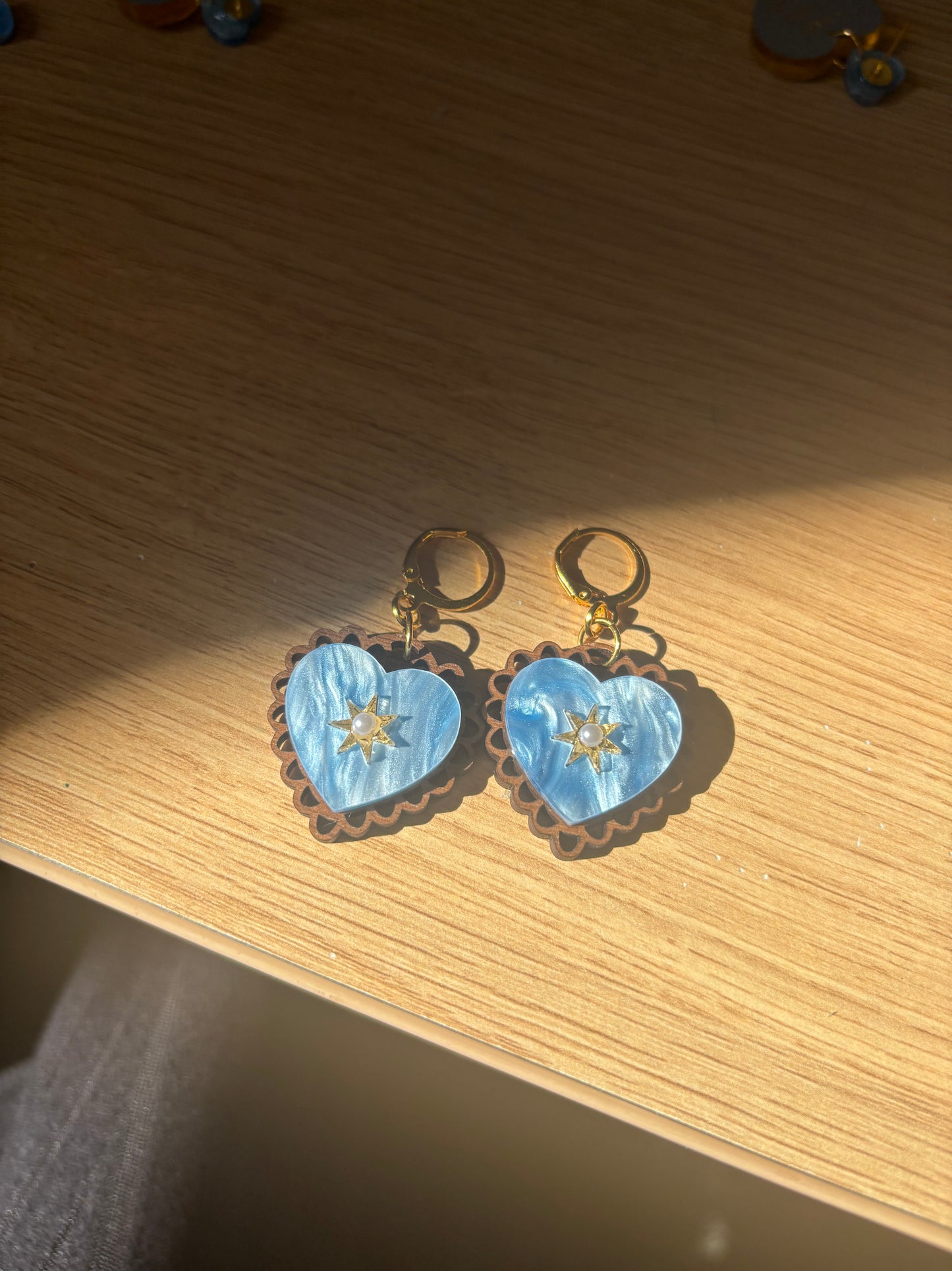 Rococo Blue Heart Earrings with Walnut Backing & Gold Star Detail – Acrylic Hoop Jewellery