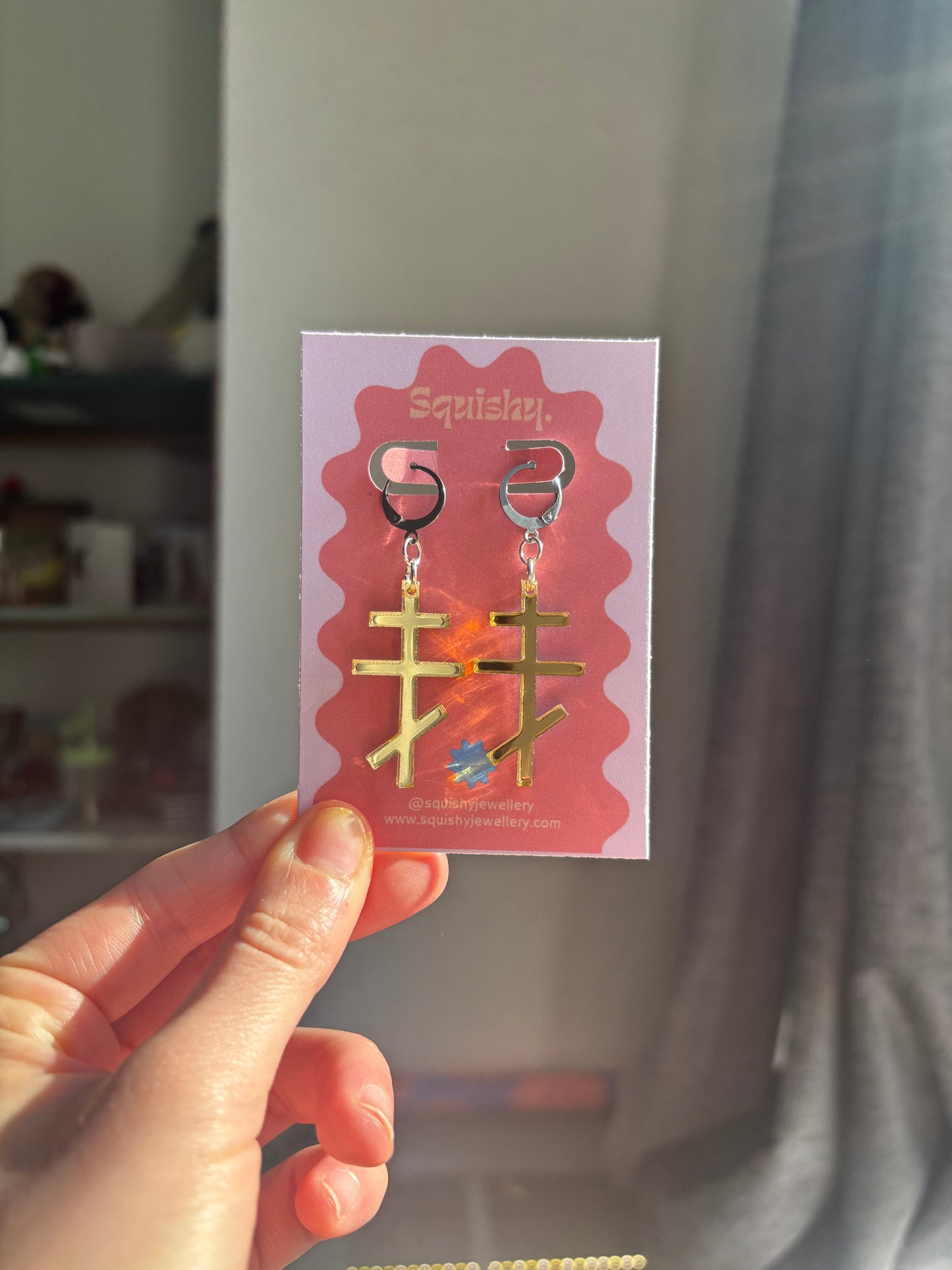 Heated Rivalry Inspired Ilya Rozanov Cross Earrings – Russian Orthodox Style Symbol – Fandom Jewellery – Gold Mirror Acrylic Earrings – Hockey Romance Fan Gift