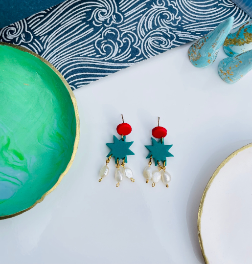Emerald Green and Ruby Red Pearl Star Drop Bridgerton 'Boleyn' Womens Adult Earrings.