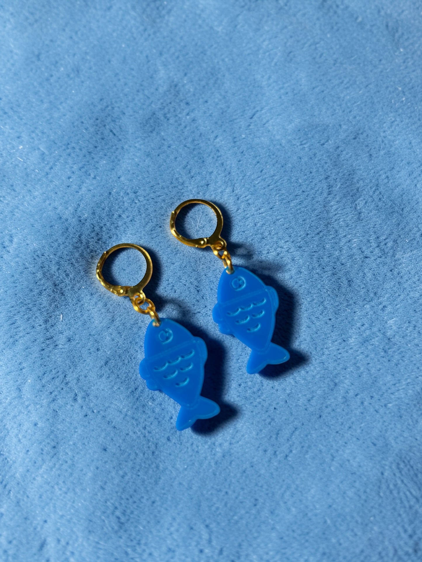 Blue Fish Acrylic Earrings on Gold Huggie Hoops