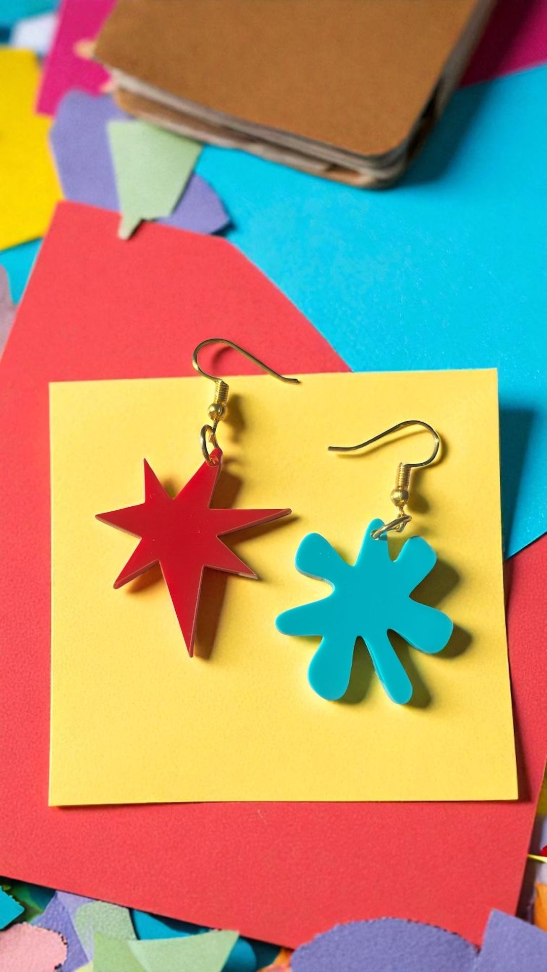 Red and Blue Kiki Bouba Earrings Linguistics Inspired Abstract Acrylic Cognitive Science Jewelry Mismatched Statement Gifts Memphis Milano