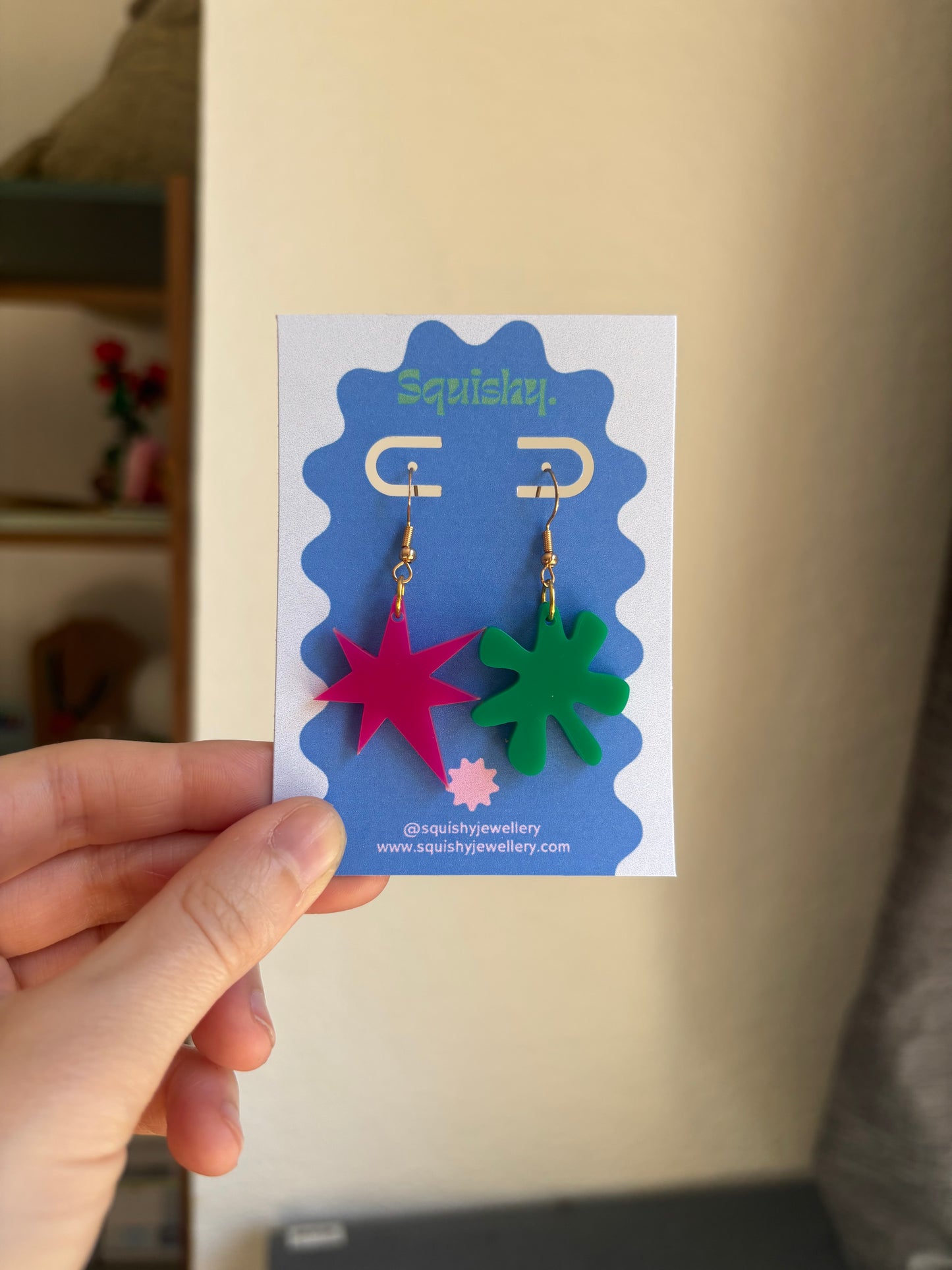 Pink and Green Kiki Bouba Earrings Linguistics Inspired Abstract Acrylic Cognitive Science Jewelry Mismatched Statement Gifts Memphis Milano