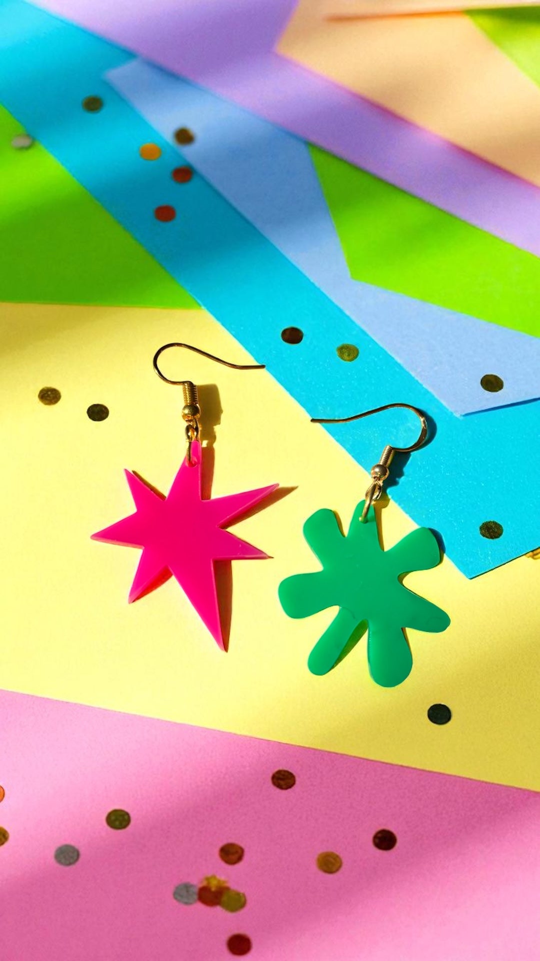 Pink and Green Kiki Bouba Earrings Linguistics Inspired Abstract Acrylic Cognitive Science Jewelry Mismatched Statement Gifts Memphis Milano