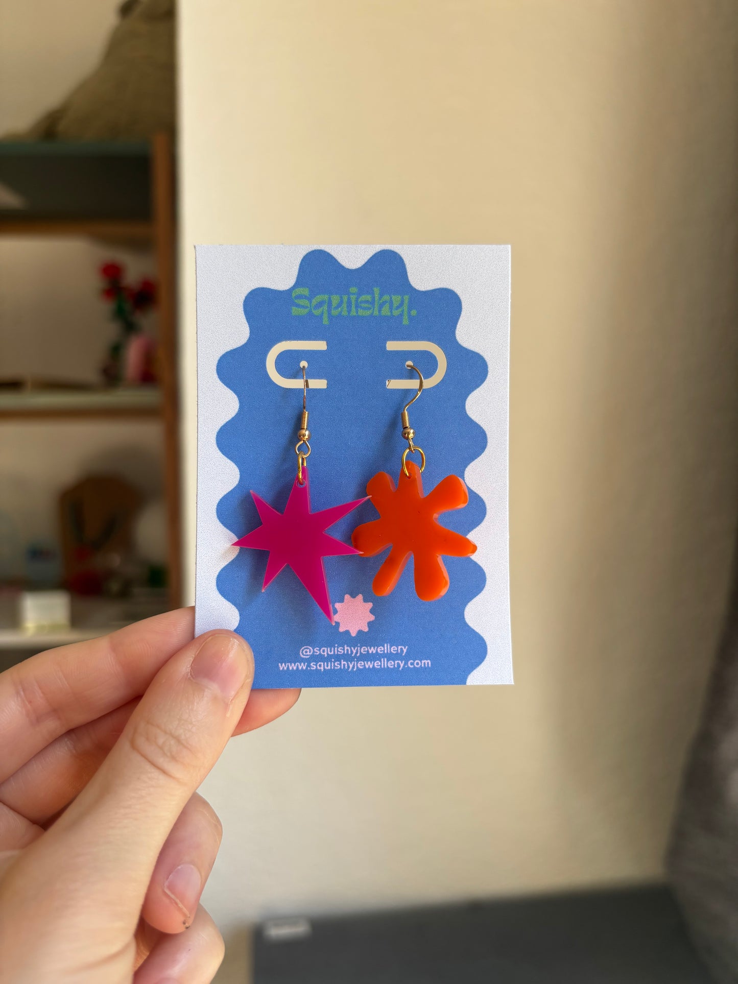 Pink and Orange Kiki Bouba Earrings Linguistics Inspired Abstract Acrylic Cognitive Science Jewelry Mismatched Statement Gifts Memphis Milano