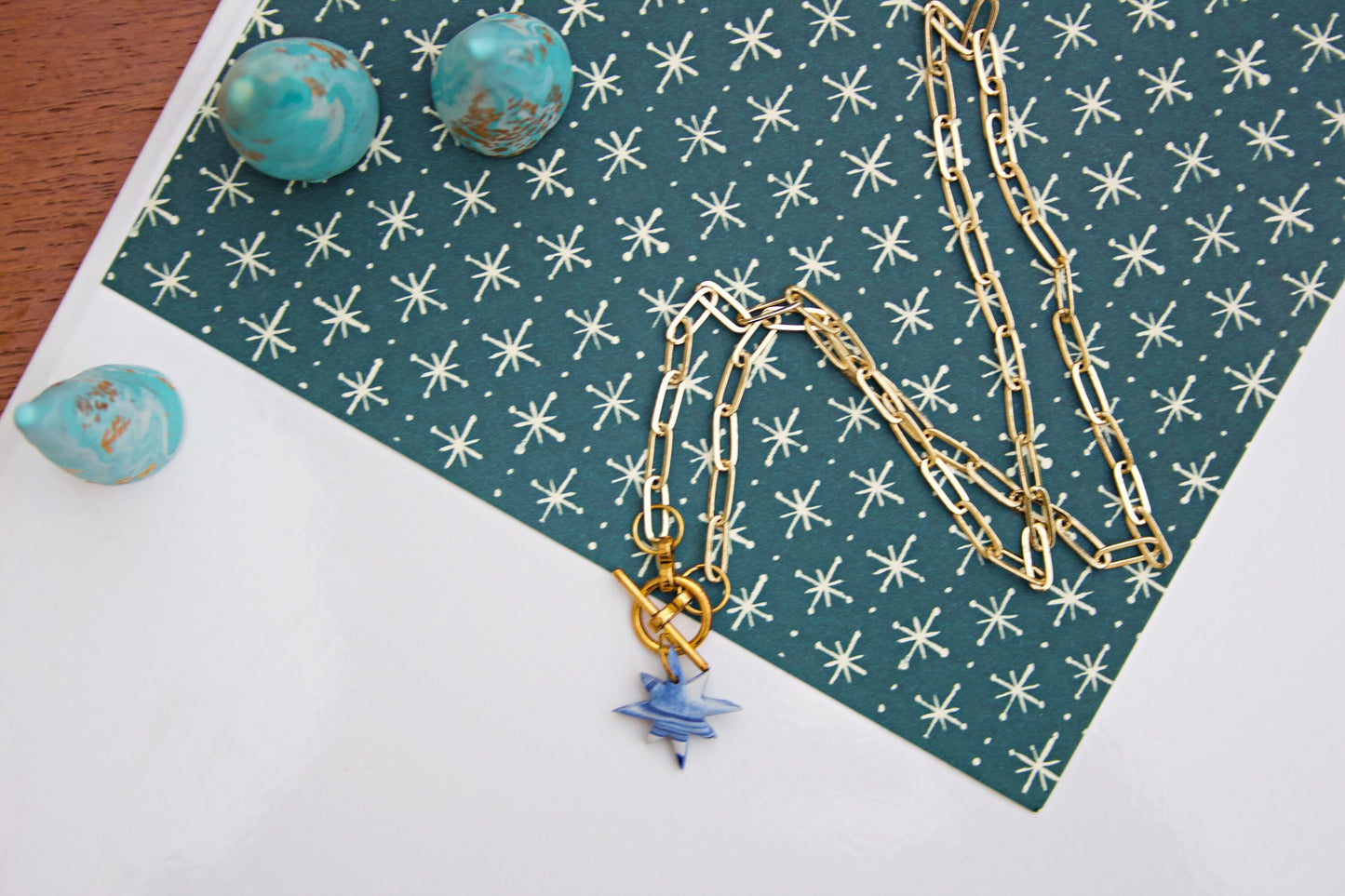 Blue, White & Gold Marbled Star Necklace – Small Star Pendant, Polymer Clay Jewellery, Y2K Celestial Aesthetic, Handmade Gift