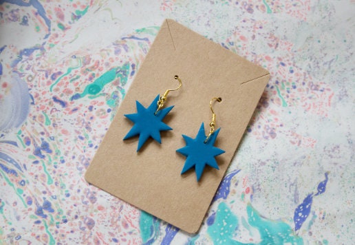 Blue Geometric Star Earrings – Polymer Clay Statement Jewellery, Abstract Y2K Earrings, Handmade Gift for Designers, Retro Star Aesthetic